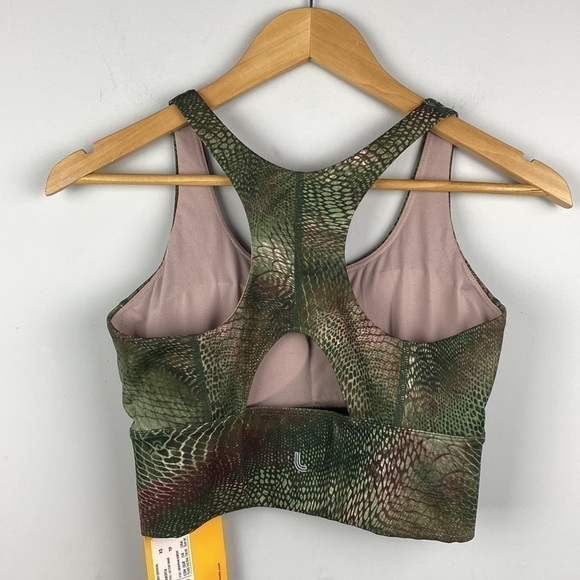 LOLE • Burst Edition High Support Sports Bra - Picture 3 of 6